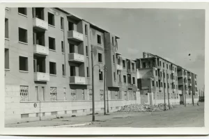 1943_Febbraio - Via Inganni 4 dopo il bombardamento (Fonte Archivio Murialdo_via Murialdo 9)